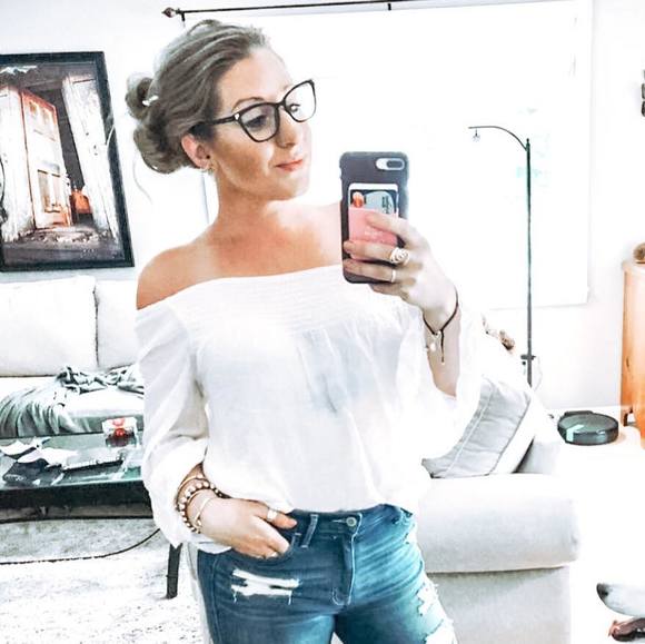 Meet your Posher, Haley - Picture 1 of 1